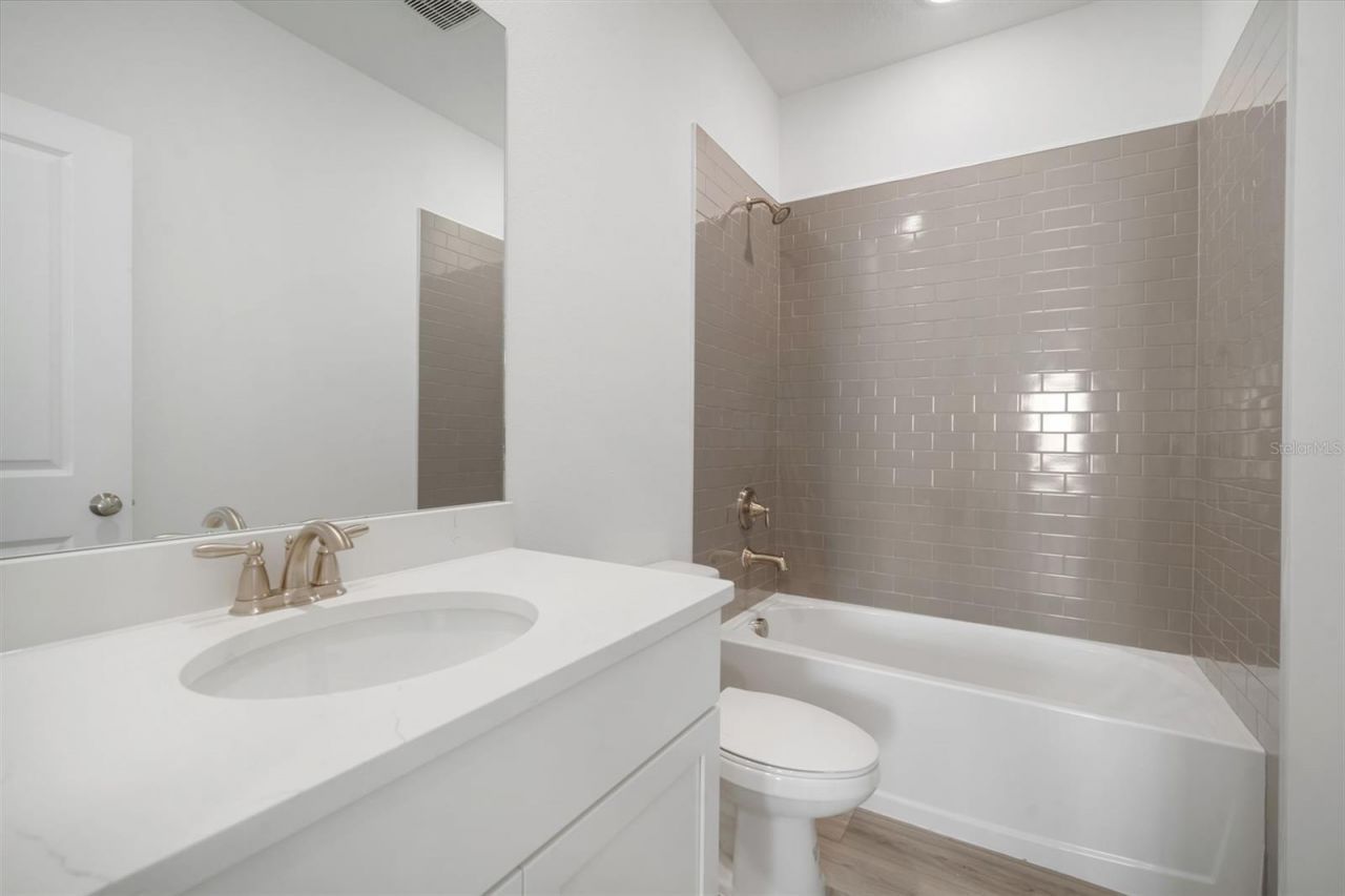 10709 Wading River Avenue, Parrish, FL 34219 Photo