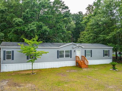 725 Hildebrand Drive, Bonneau, SC 29431