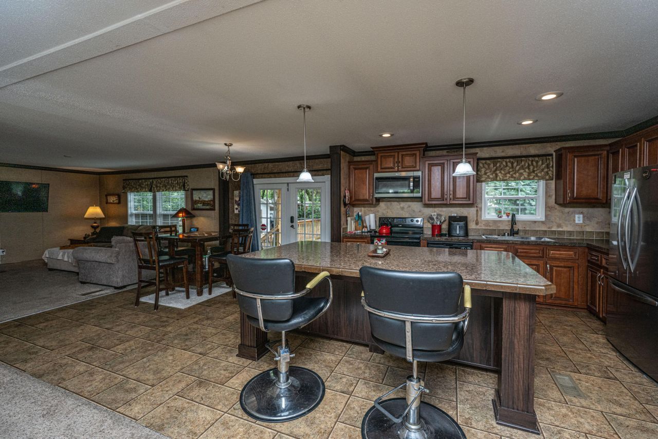 725 Hildebrand Drive Photo 16