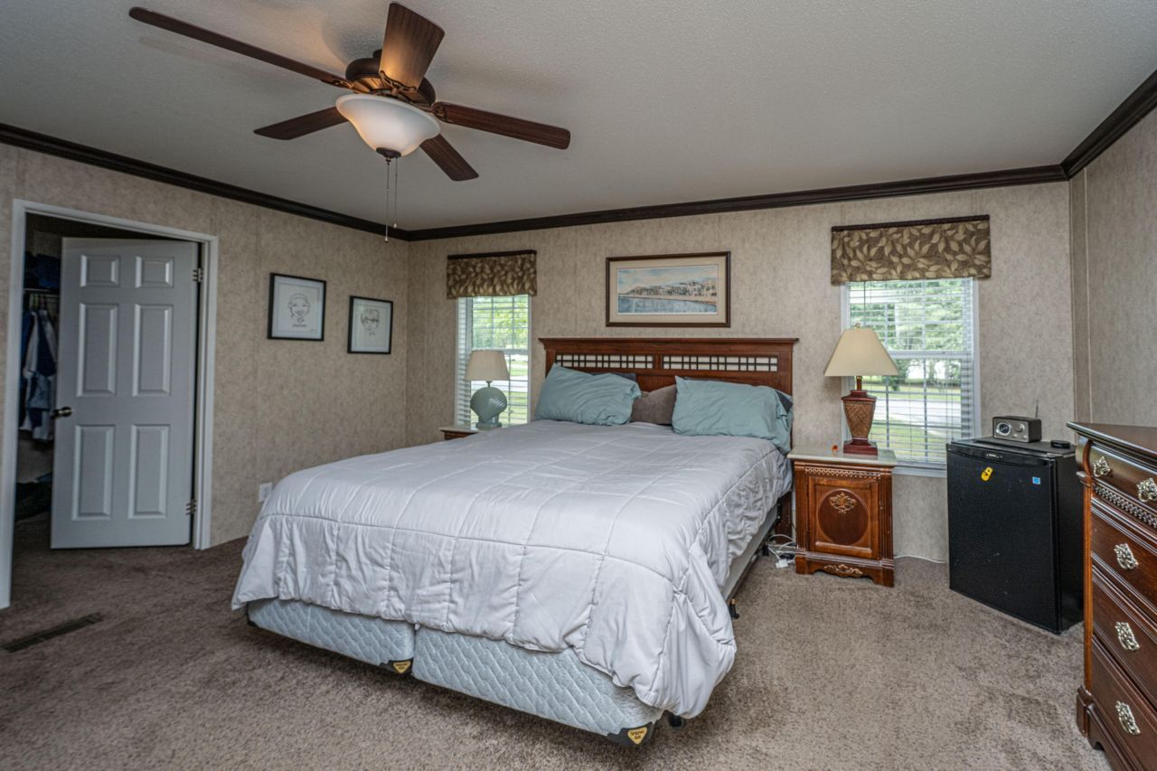 725 Hildebrand Drive Photo 22