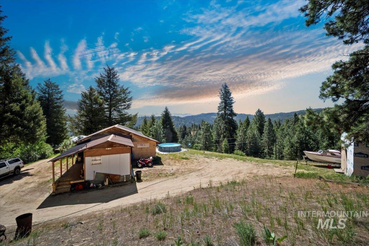 35 Ridgetop Dr, Boise, ID 83716 Main Photo