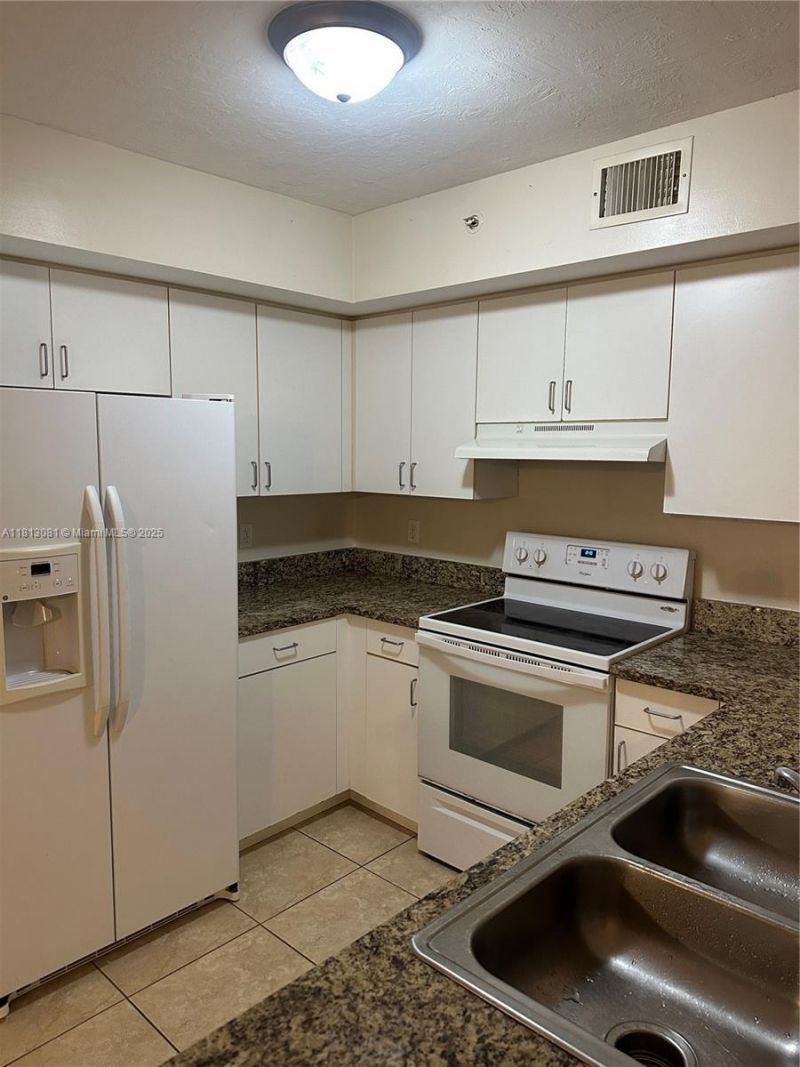 4828 N State Road 7, Unit 8107, Coconut Creek, FL 33073 Photo