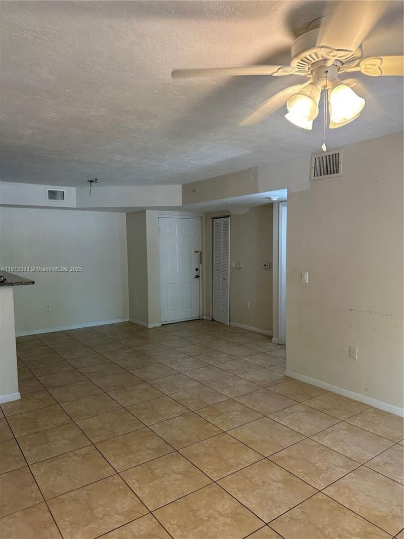 4828 N State Road 7, Unit 8107, Coconut Creek, FL 33073 Photo