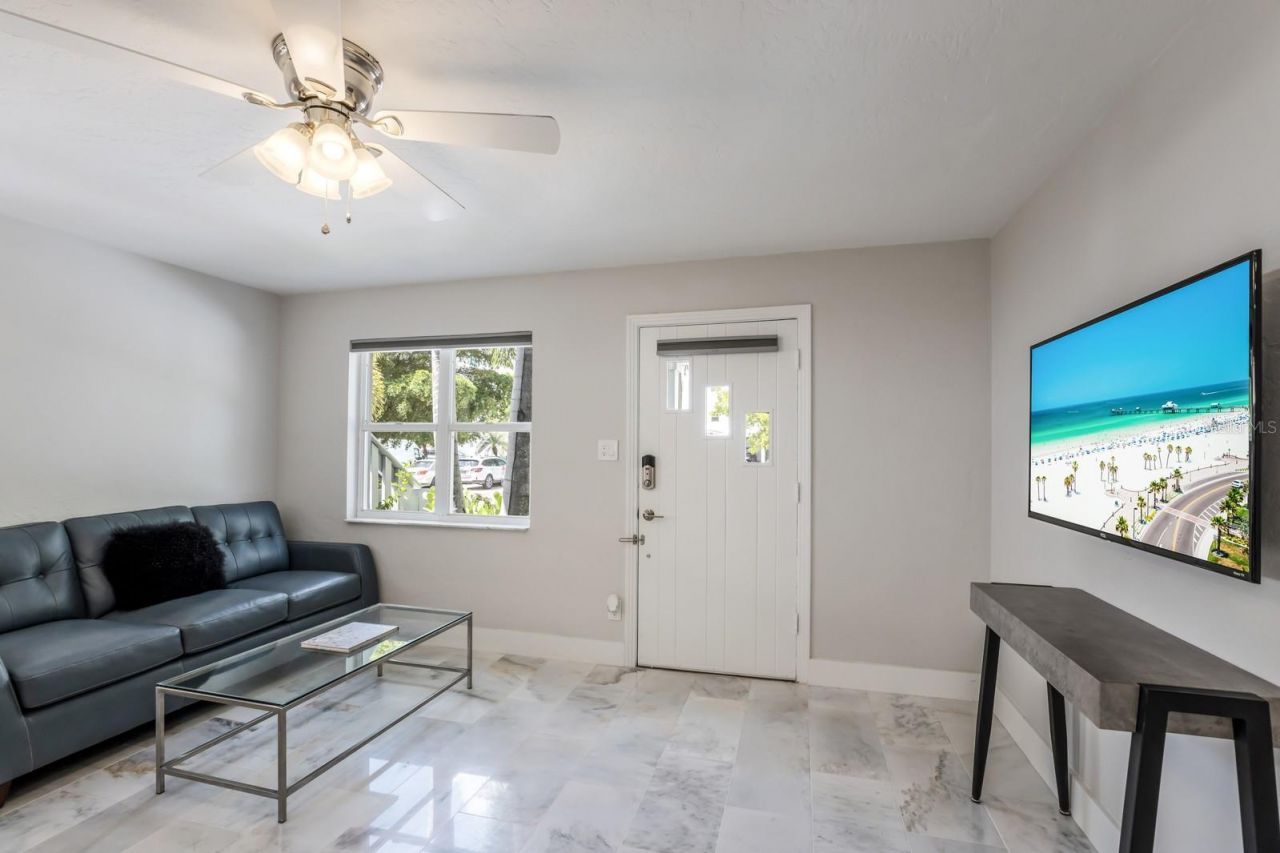 161 Golden Gate Point, Unit 4, Sarasota, FL 34236 Photo