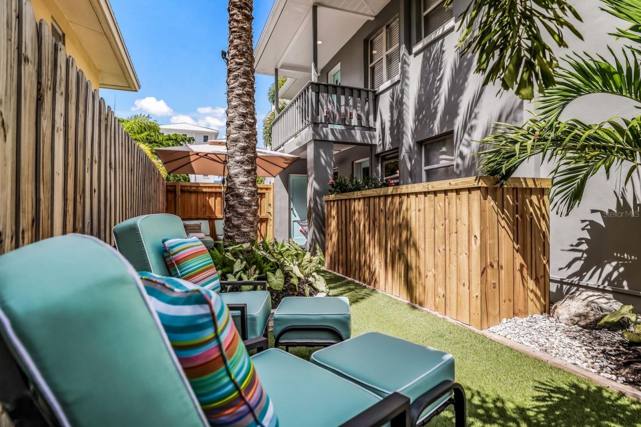 161 Golden Gate Point, Unit 4, Sarasota, FL 34236 Photo