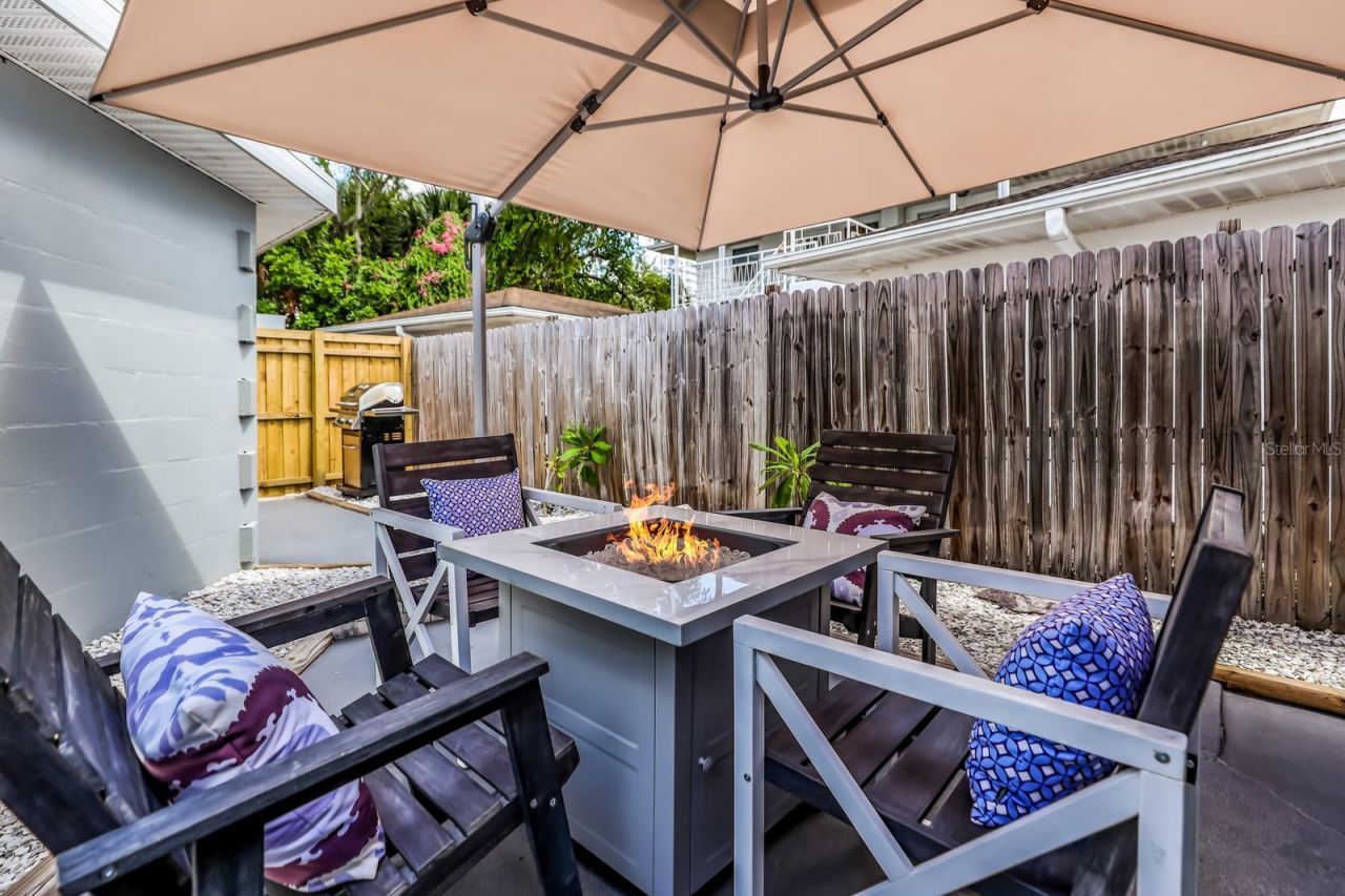 161 Golden Gate Point, Unit 4, Sarasota, FL 34236 Photo