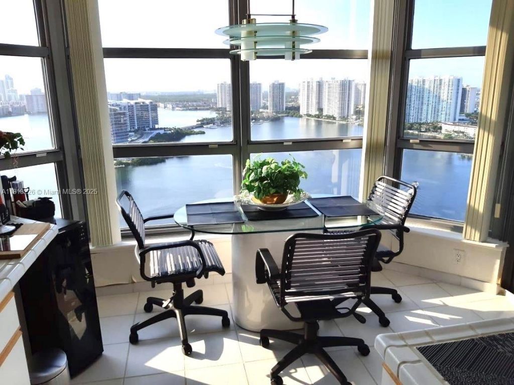 3530 Mystic Pointe Dr, Unit 3001, Aventura, FL 33180 Photo