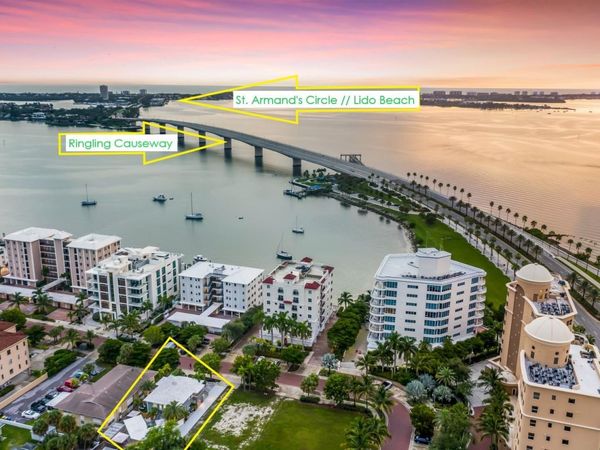 161 GOLDEN GATE POINT, Unit 1, SARASOTA, FL 34236