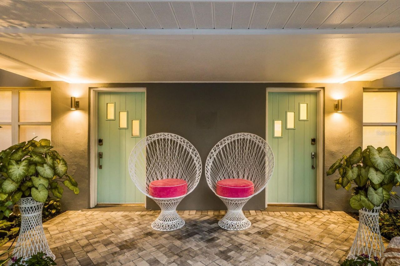 161 Golden Gate Point, Unit 1, Sarasota, FL 34236 Photo