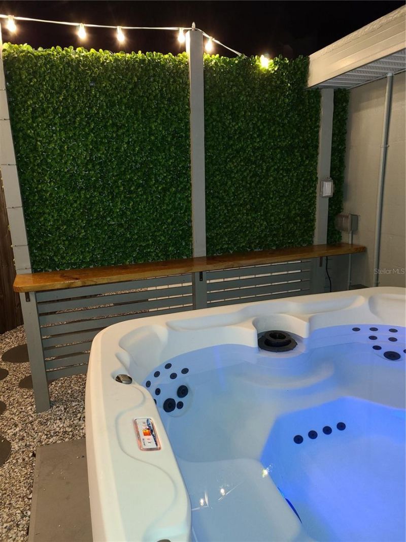 161 Golden Gate Point, Unit 1, Sarasota, FL 34236 Photo