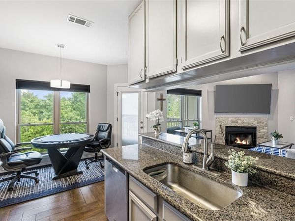 7340 Skillman Street, Unit 1113, Dallas, TX 75231