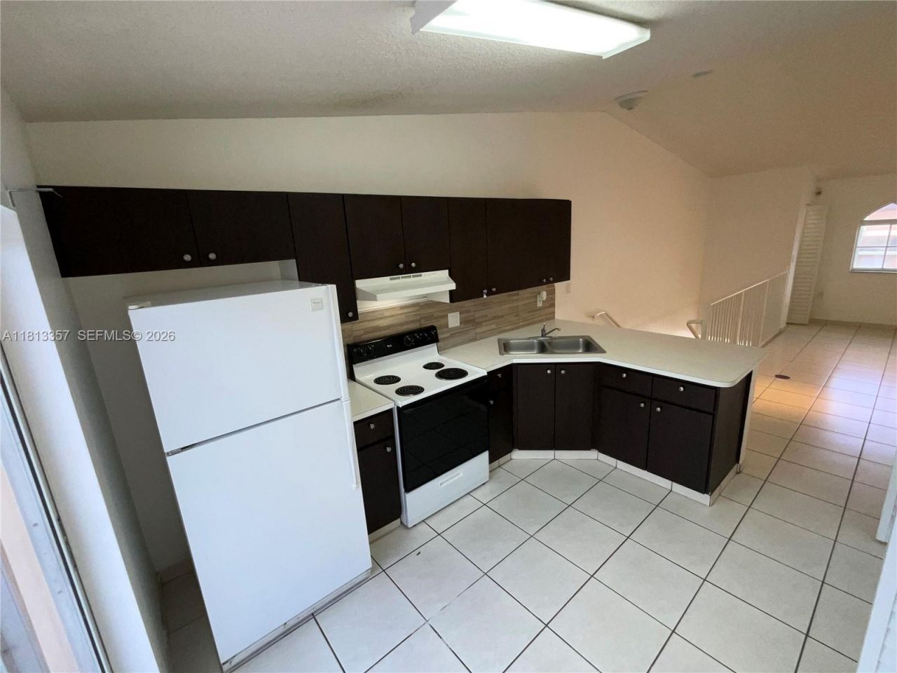 6823 W 36th Ave, Unit 201, Hialeah, FL 33018 Photo