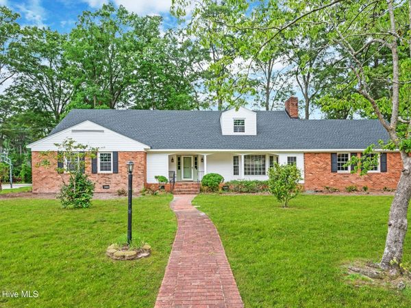 306 Granville Drive, Greenville, NC 27858