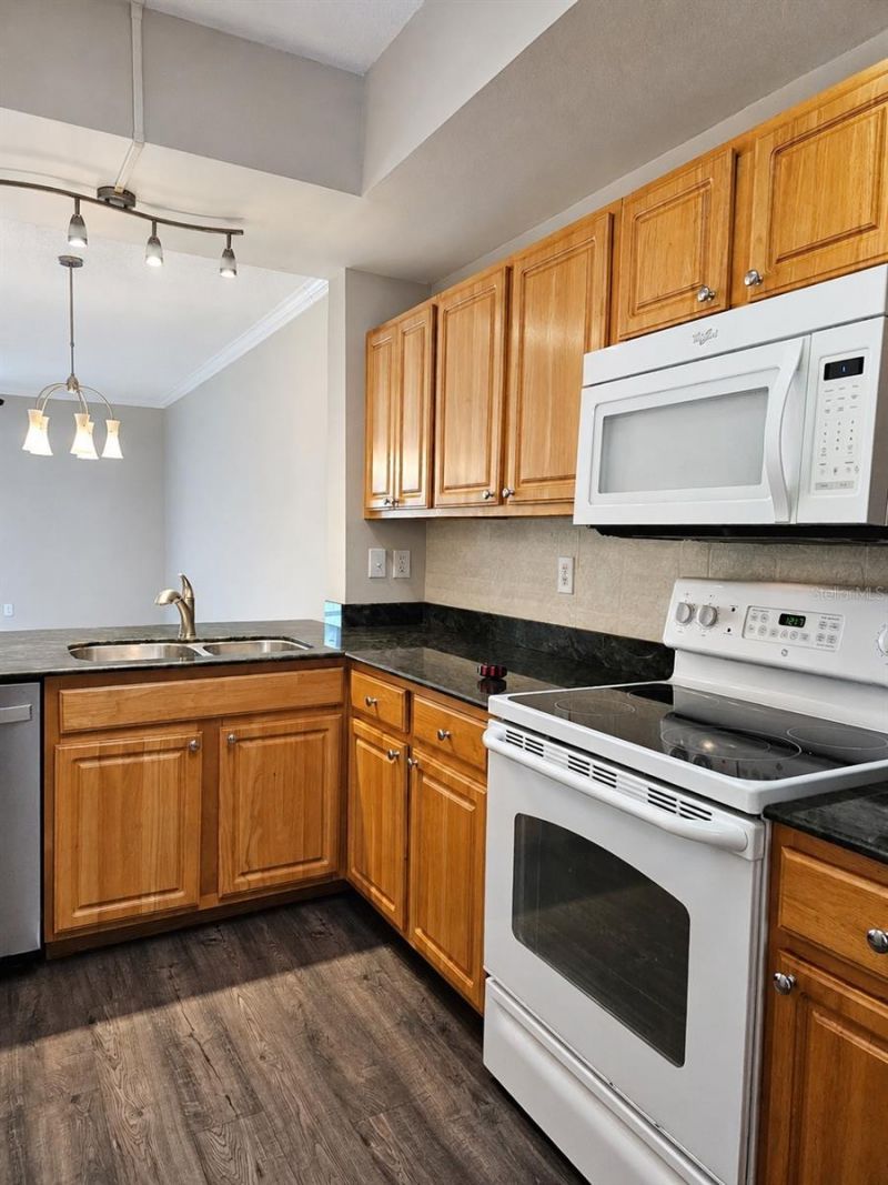 5711 Bentgrass Drive, Unit 19-203, Sarasota, FL 34235 Photo