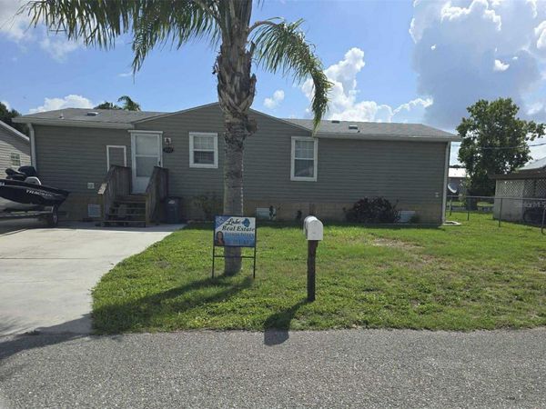 1081 6TH STREET, OKEECHOBEE, FL 34974