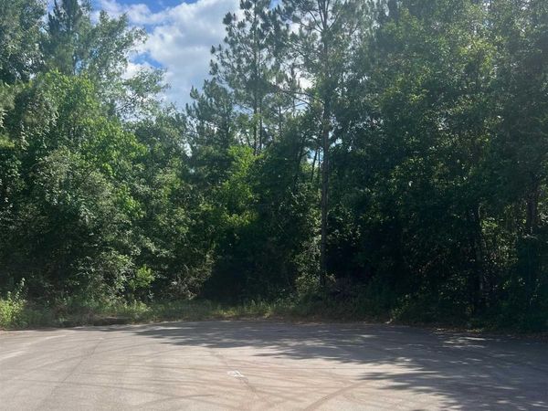 2225 Northbury Ct, Pensacola, FL 32526