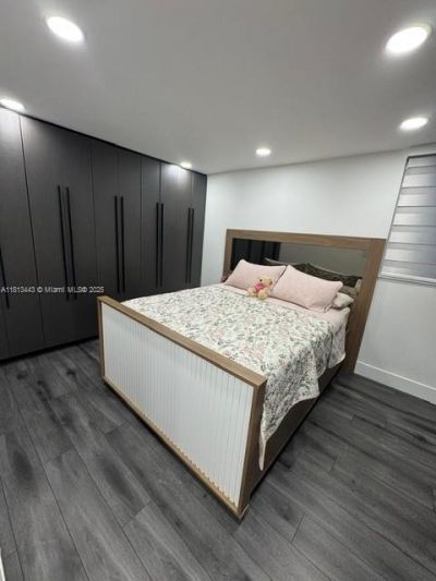 4550 NW 9th St, Unit 520E, Miami, FL 33126 Photo