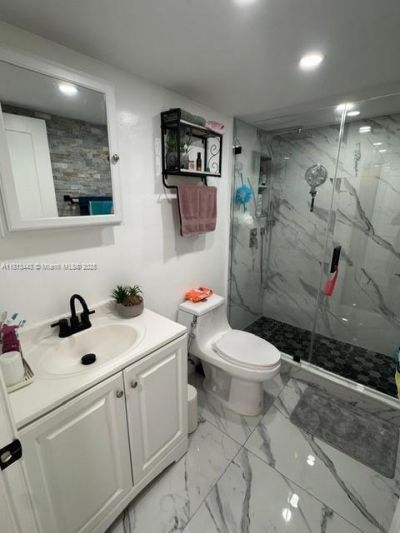 4550 NW 9th St, Unit 520E, Miami, FL 33126 Photo