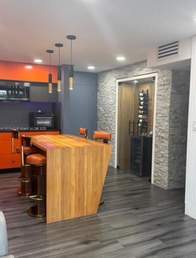 4550 NW 9th St, Unit 520E, Miami, FL 33126 Photo