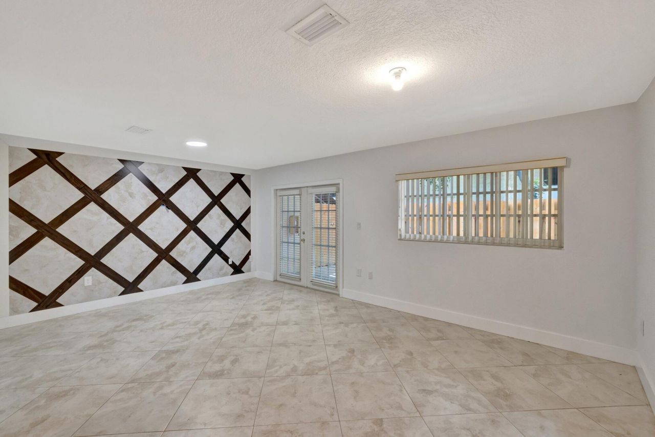 3055 Riverside Drive, Unit 3, Coral Springs, FL 33065 Photo