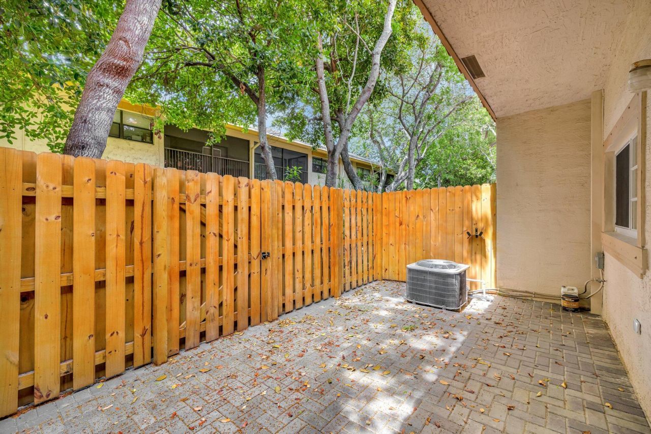3055 Riverside Drive, Unit 3, Coral Springs, FL 33065 Photo