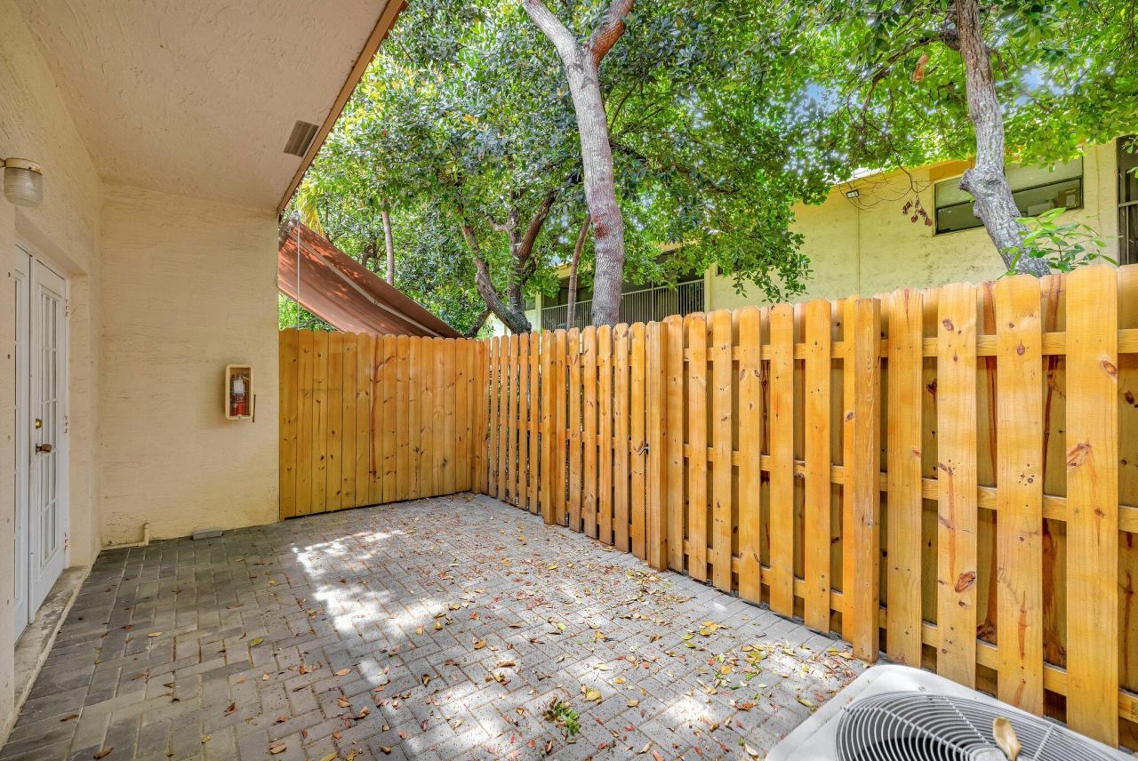 3055 Riverside Drive, Unit 3, Coral Springs, FL 33065 Photo