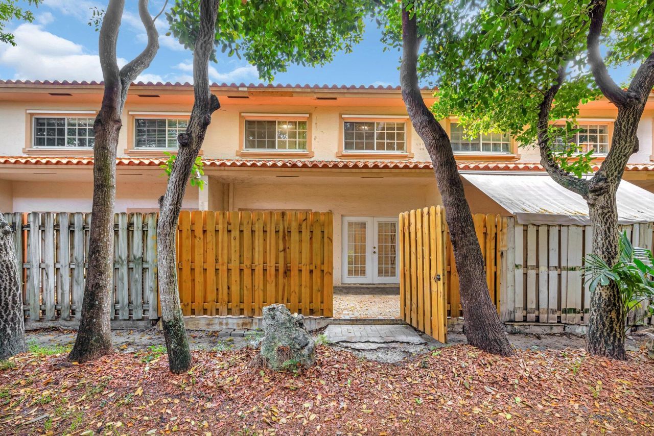3055 Riverside Drive, Unit 3, Coral Springs, FL 33065 Photo