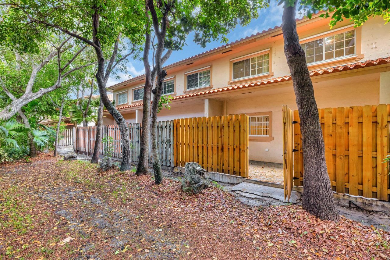 3055 Riverside Drive, Unit 3, Coral Springs, FL 33065 Photo