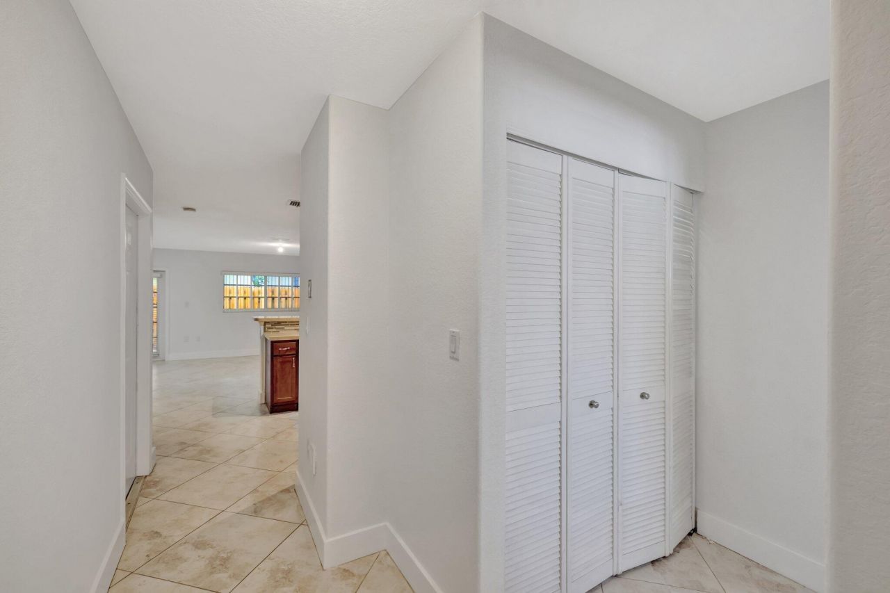 3055 Riverside Drive, Unit 3, Coral Springs, FL 33065 Photo