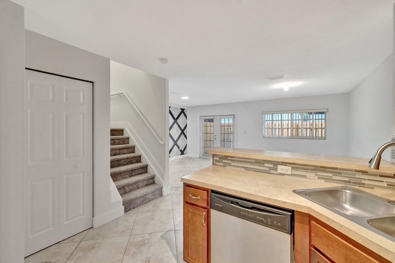 3055 Riverside Drive, Unit 3, Coral Springs, FL 33065 Photo