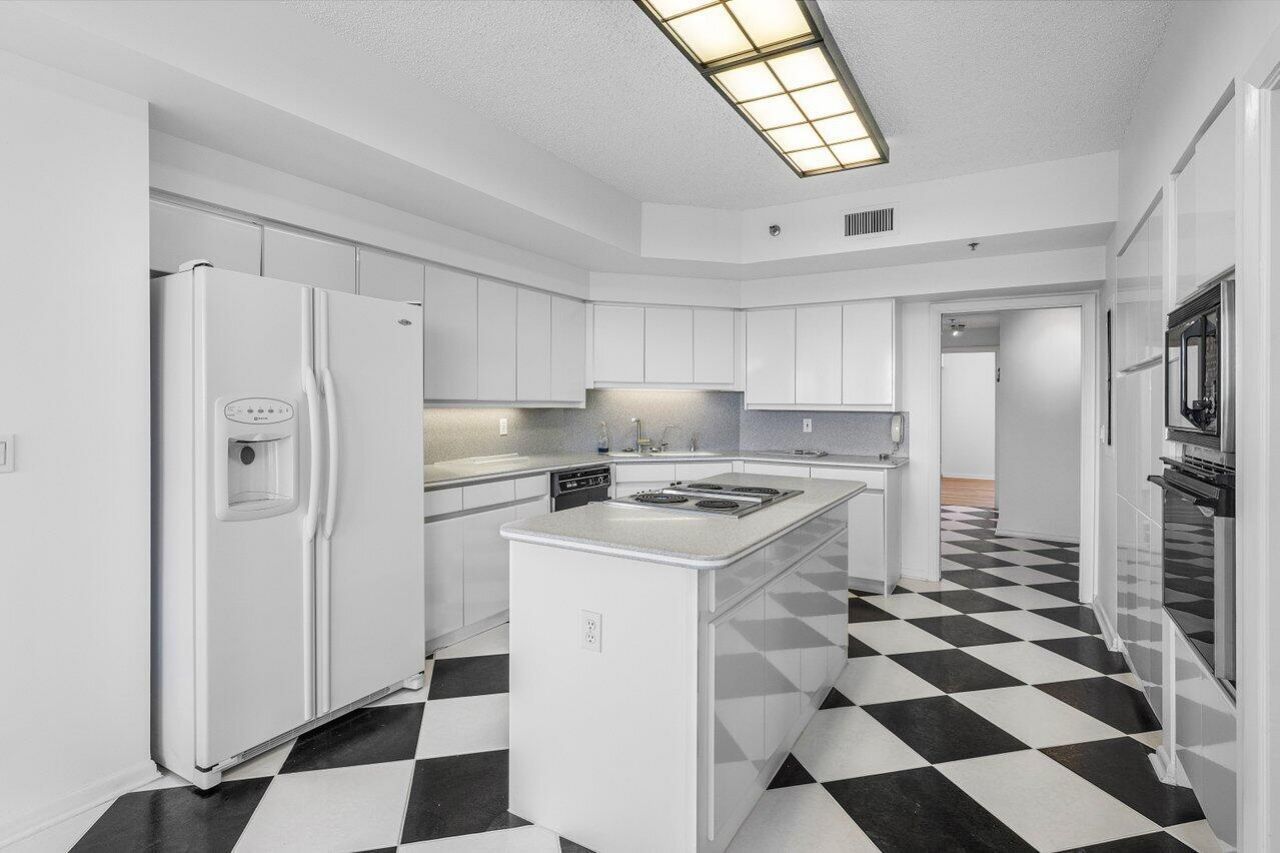 7351 Promenade Drive, Unit F702, Boca Raton, FL 33433 Photo