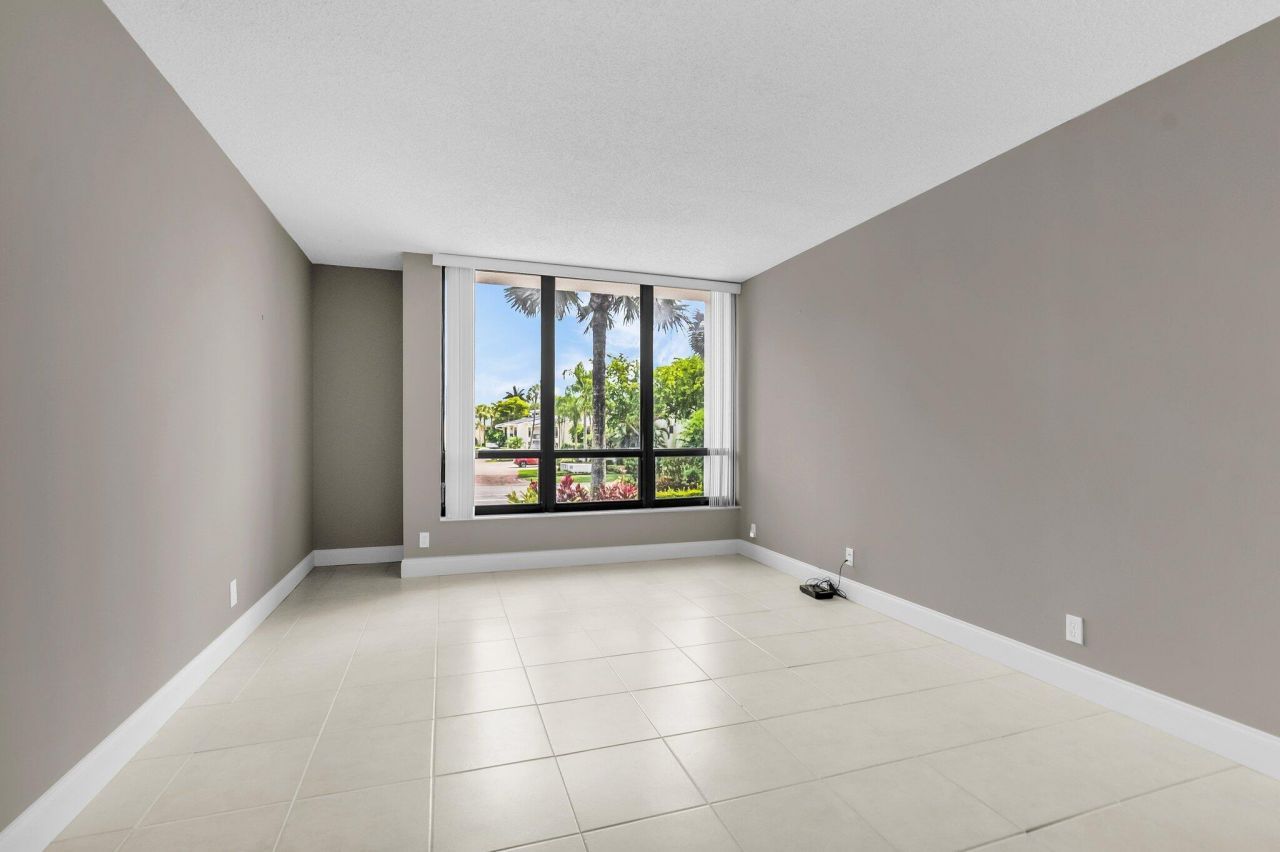 6895 Willow Wood Drive, Unit 1023, Boca Raton, FL 33434 Photo