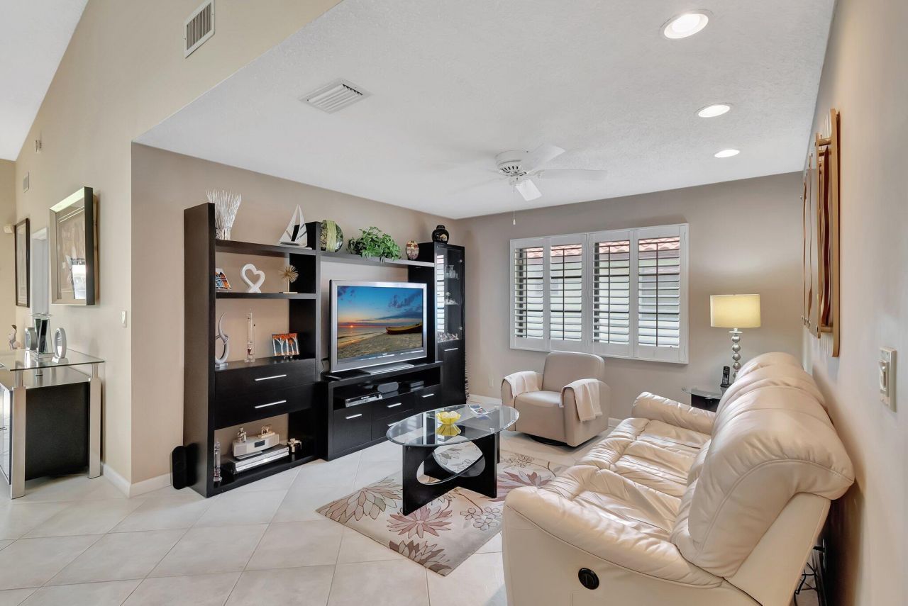 6375 Kings Gate Circle, Delray Beach, FL 33484 Photo