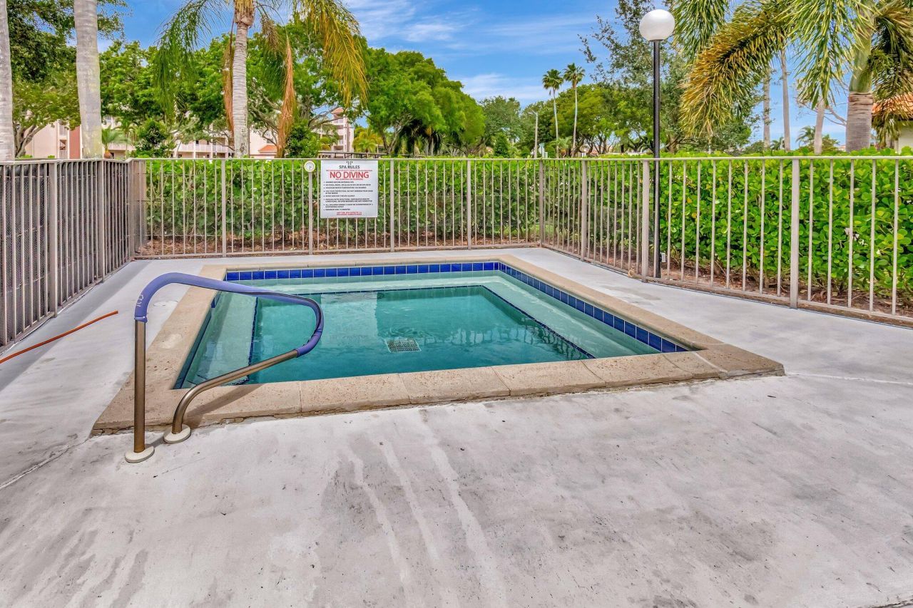 6375 Kings Gate Circle, Delray Beach, FL 33484 Photo