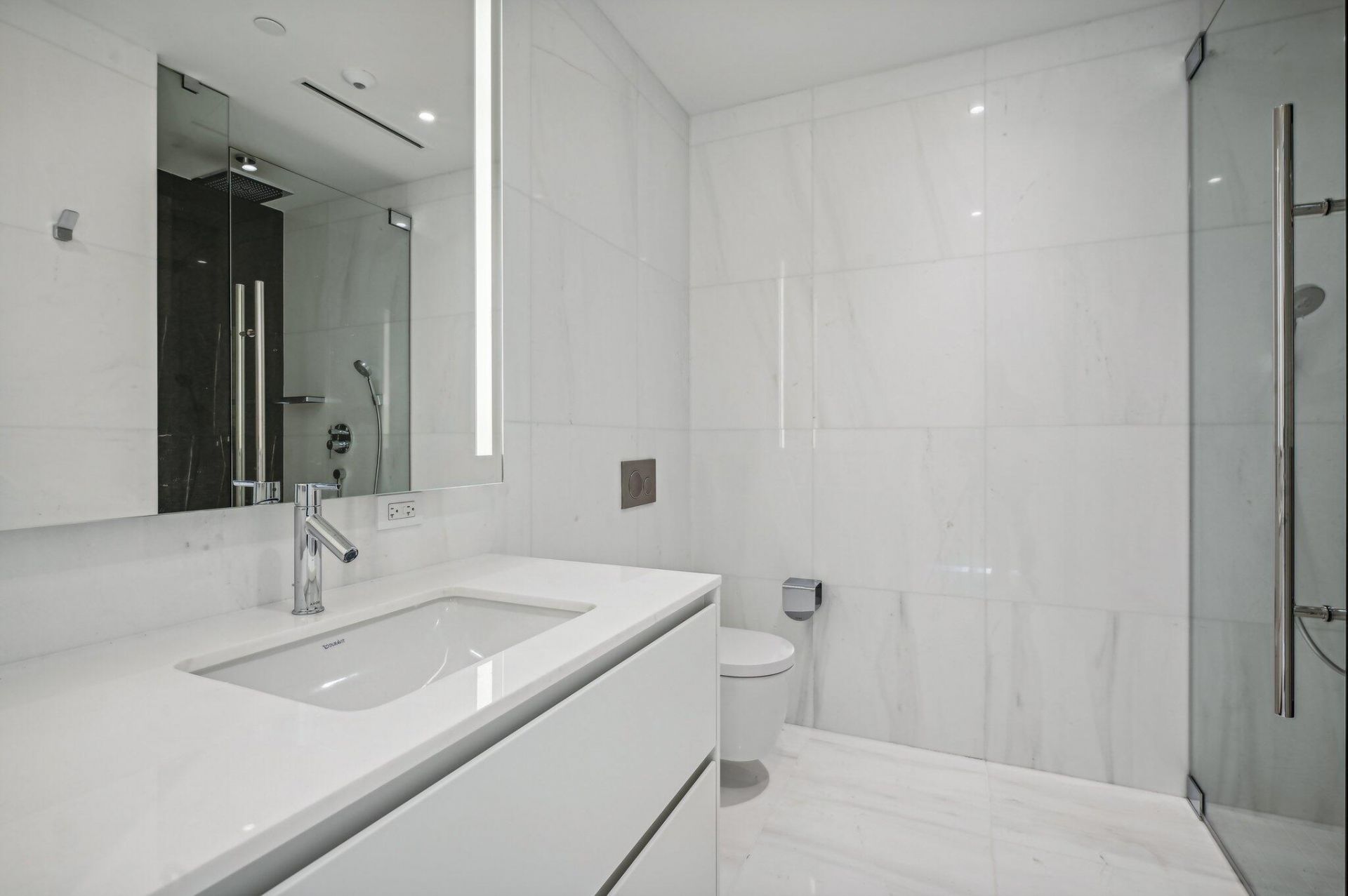 300 Biscayne Blvd Way, Unit 1907, Miami, FL 33131 Photo