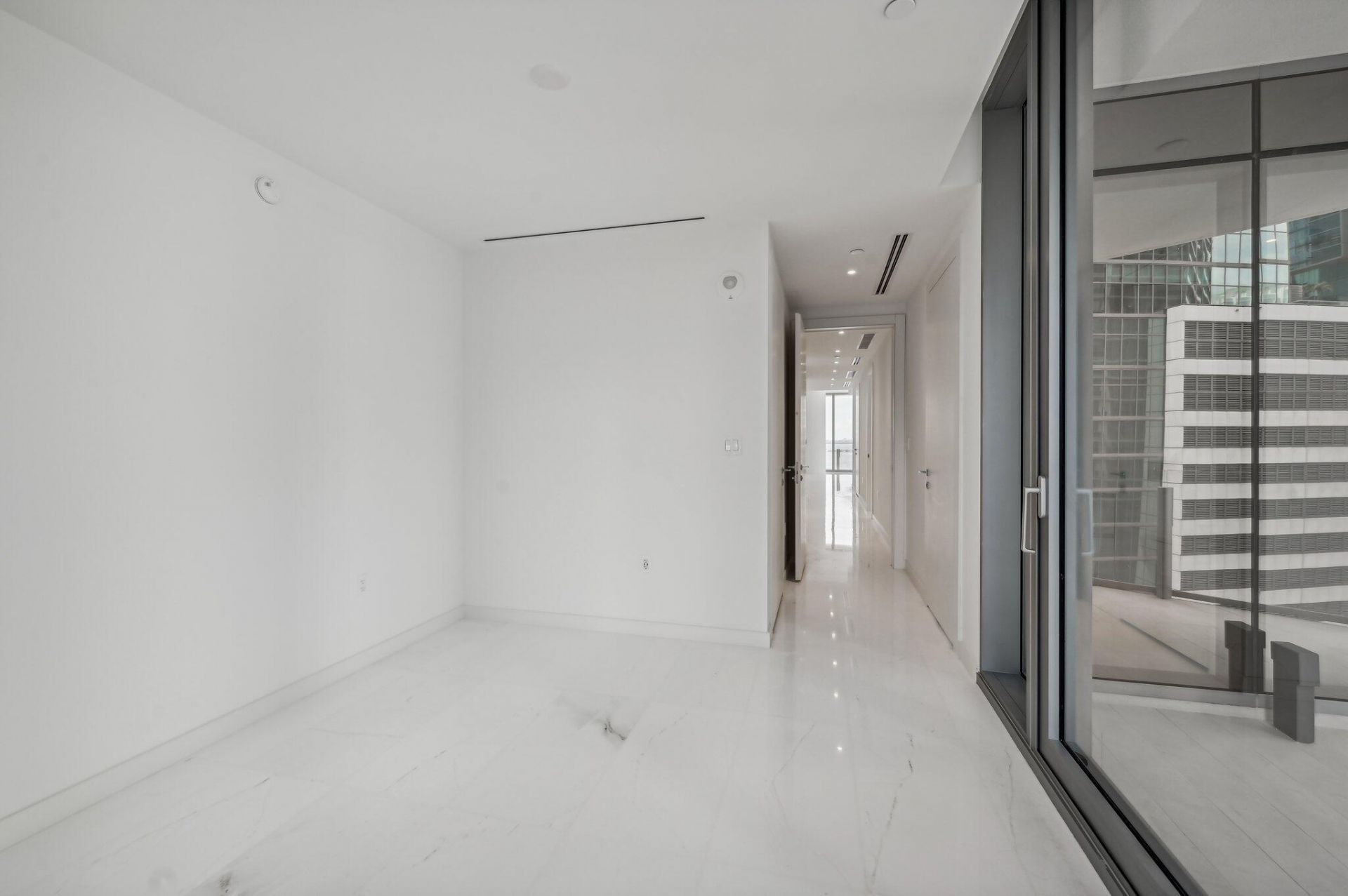 300 Biscayne Blvd Way, Unit 1907, Miami, FL 33131 Photo