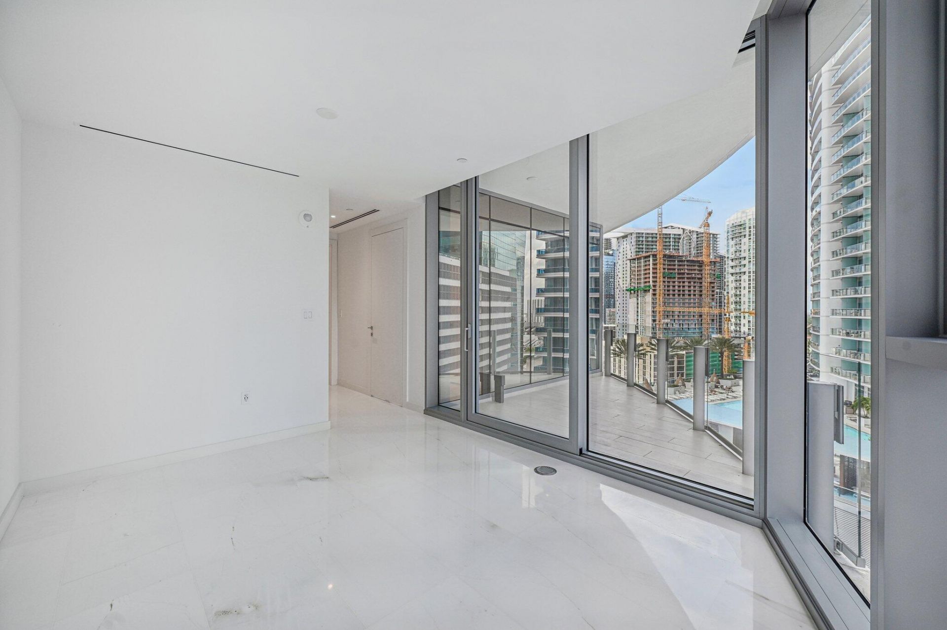 300 Biscayne Blvd Way, Unit 1907, Miami, FL 33131 Photo