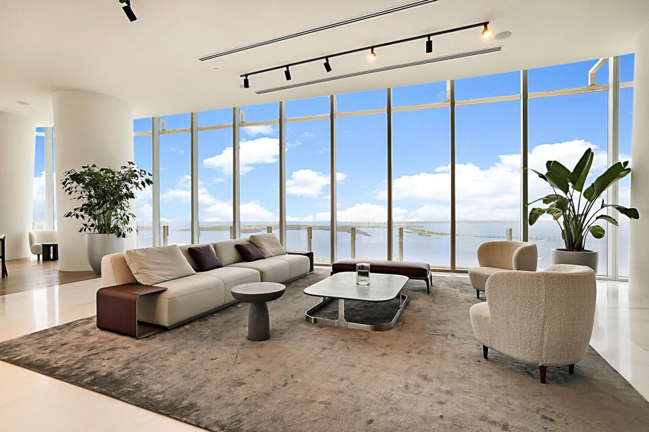 300 Biscayne Blvd Way, Unit 1907, Miami, FL 33131 Photo