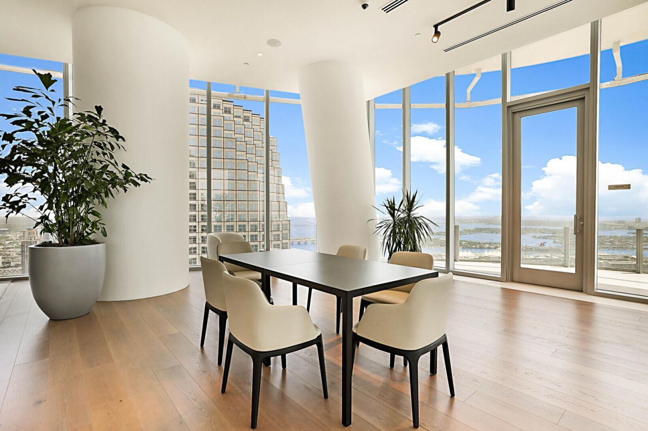 300 Biscayne Blvd Way, Unit 1907, Miami, FL 33131 Photo