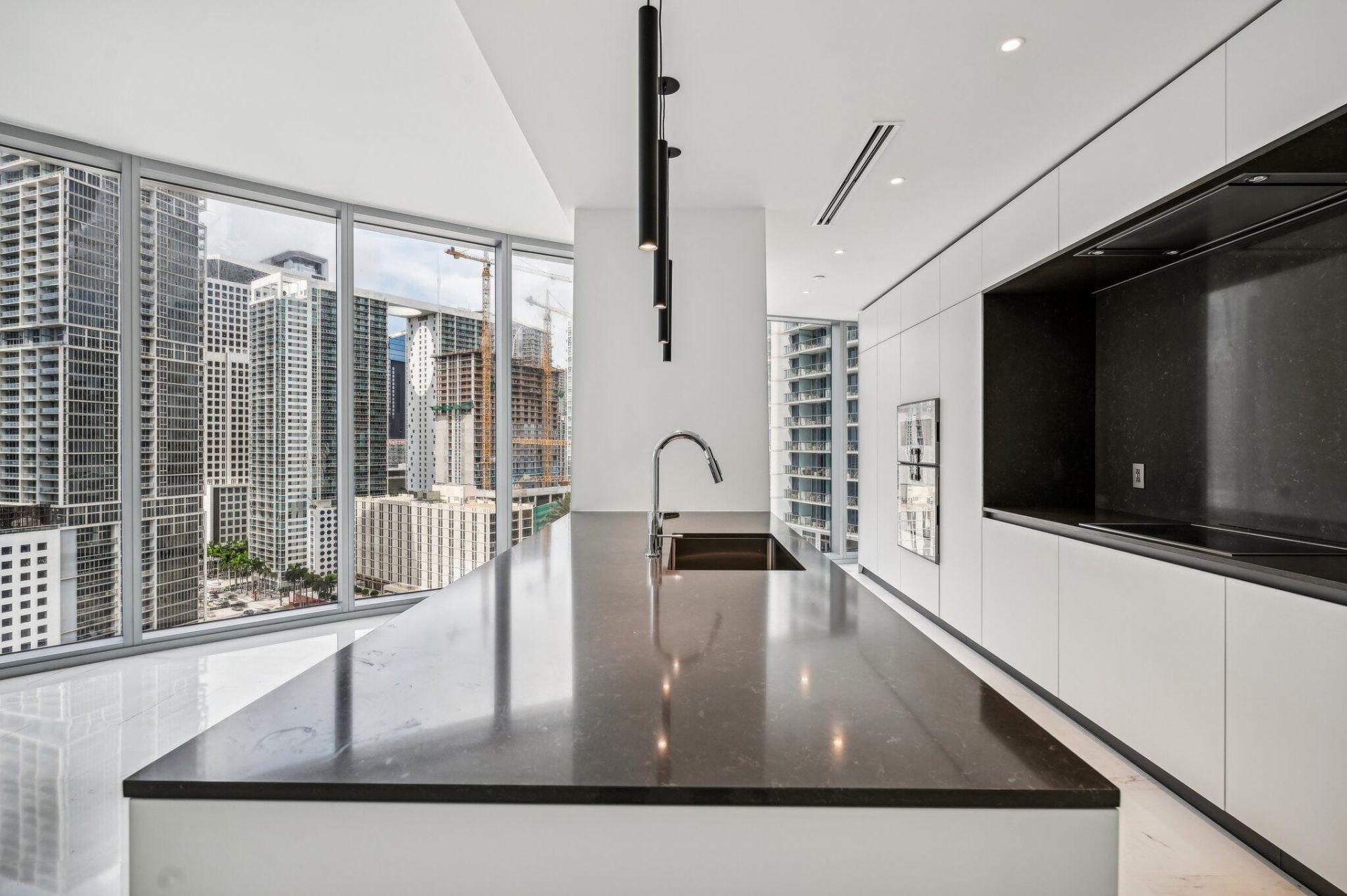 300 Biscayne Blvd Way, Unit 1907, Miami, FL 33131 Photo
