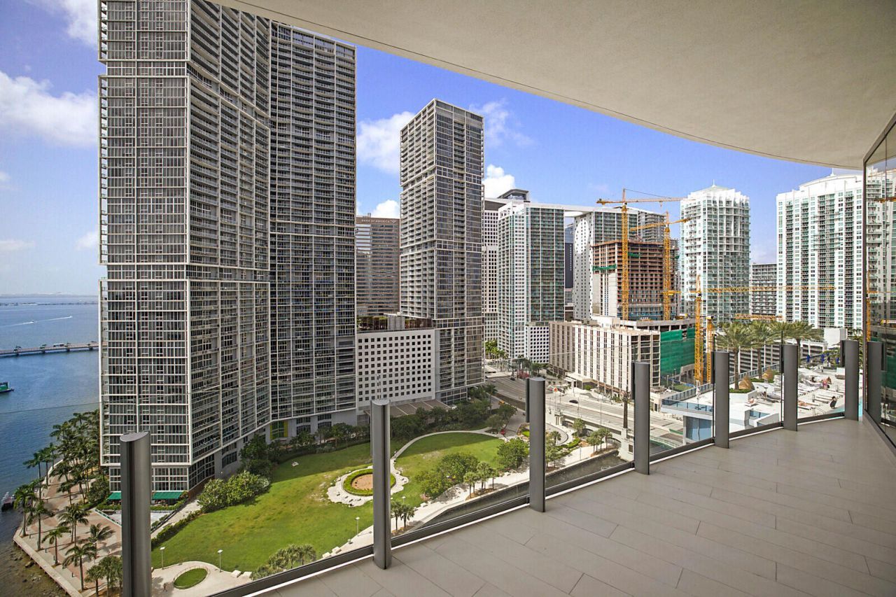300 Biscayne Blvd Way, Unit 1907, Miami, FL 33131 Photo