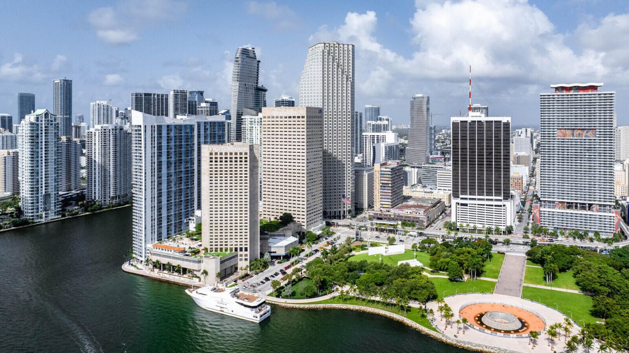 300 Biscayne Blvd Way, Unit 1907, Miami, FL 33131 Photo