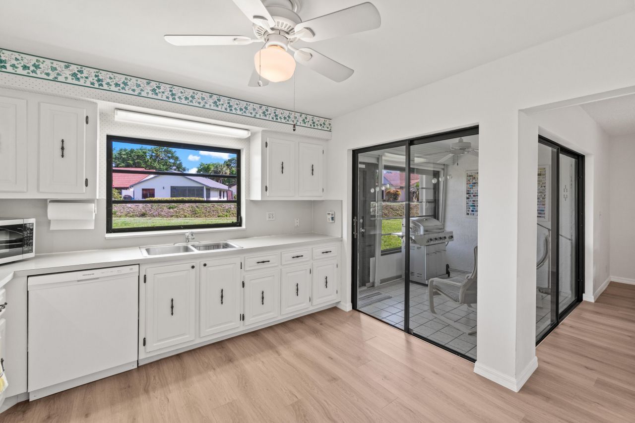 4858 Equestrian Road, Unit B, Boynton Beach, FL 33436 Photo