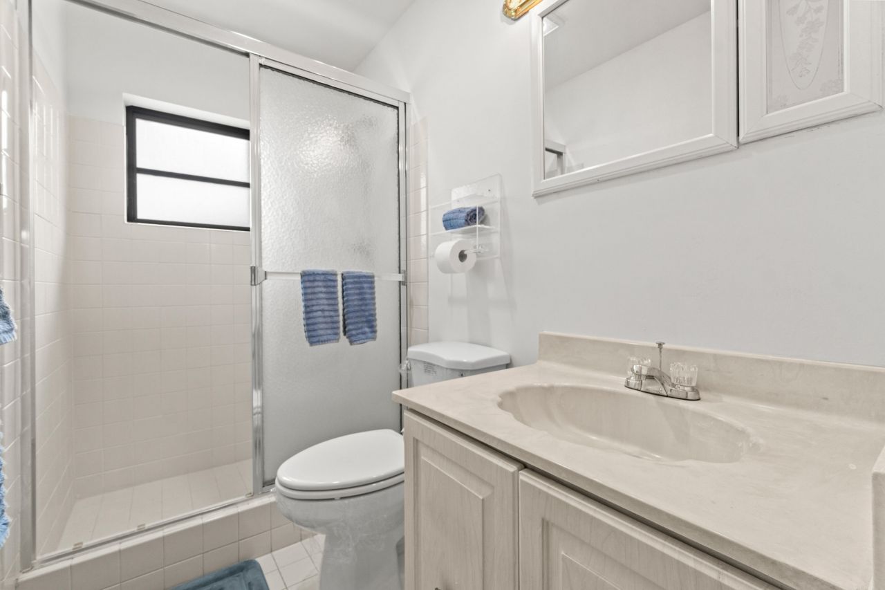 4858 Equestrian Road, Unit B, Boynton Beach, FL 33436 Photo