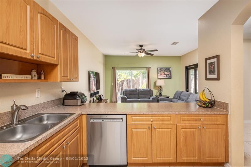 5048 SW 136th Avenue, Miramar, FL 33027 Photo