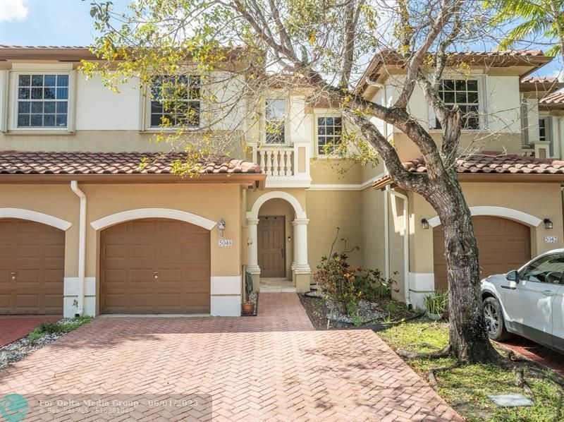 5048 SW 136th Avenue, Miramar, FL 33027 Photo