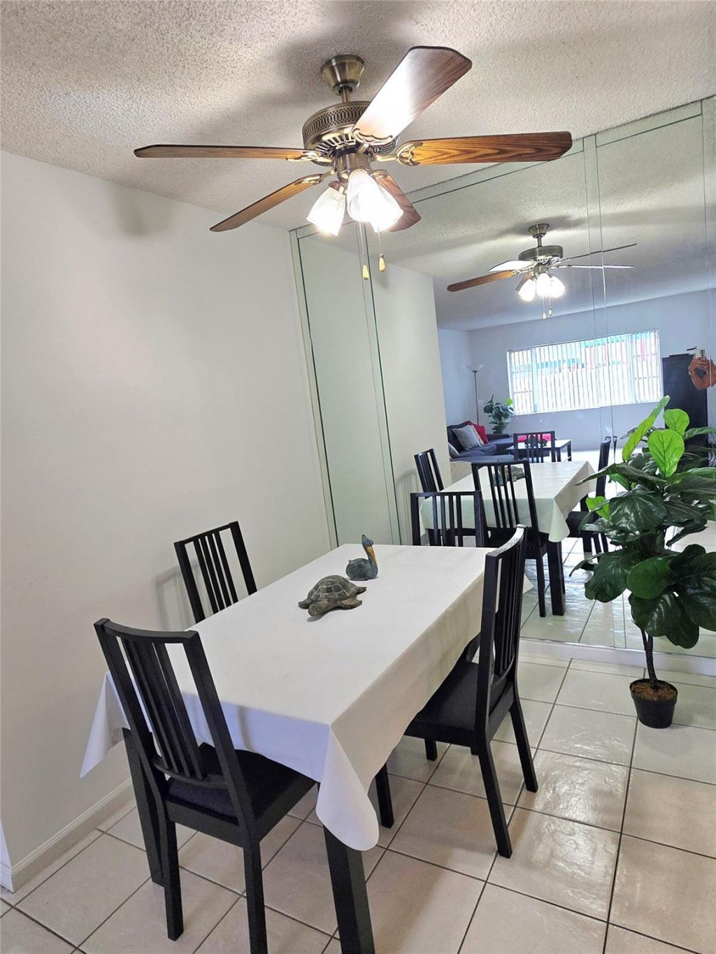 2230 NE 56th Place, Unit 208, Fort Lauderdale, FL 33308 Photo