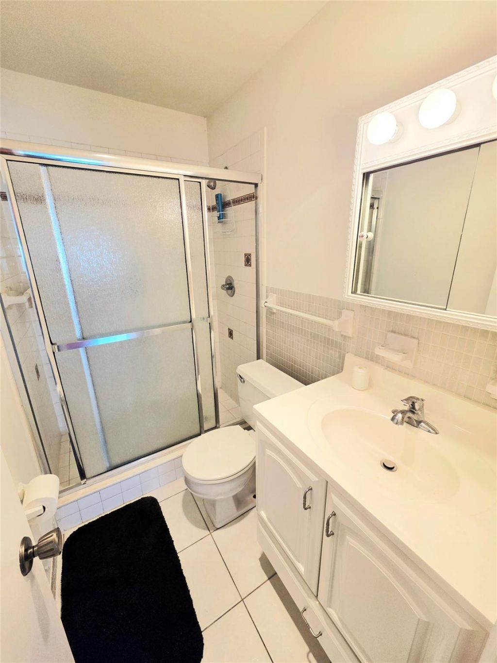 2230 NE 56th Place, Unit 208, Fort Lauderdale, FL 33308 Photo