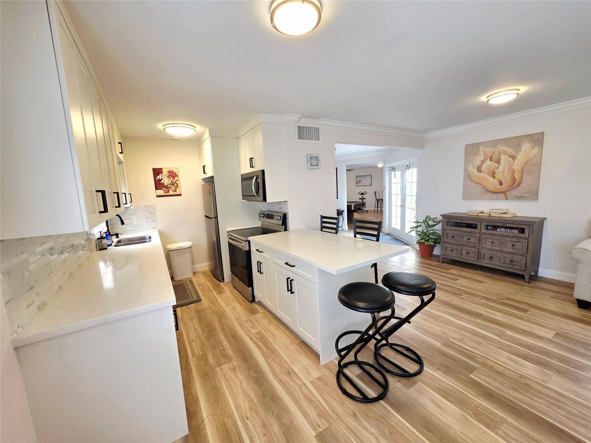 2230 NE 56th Place, Unit 208, Fort Lauderdale, FL 33308 Photo