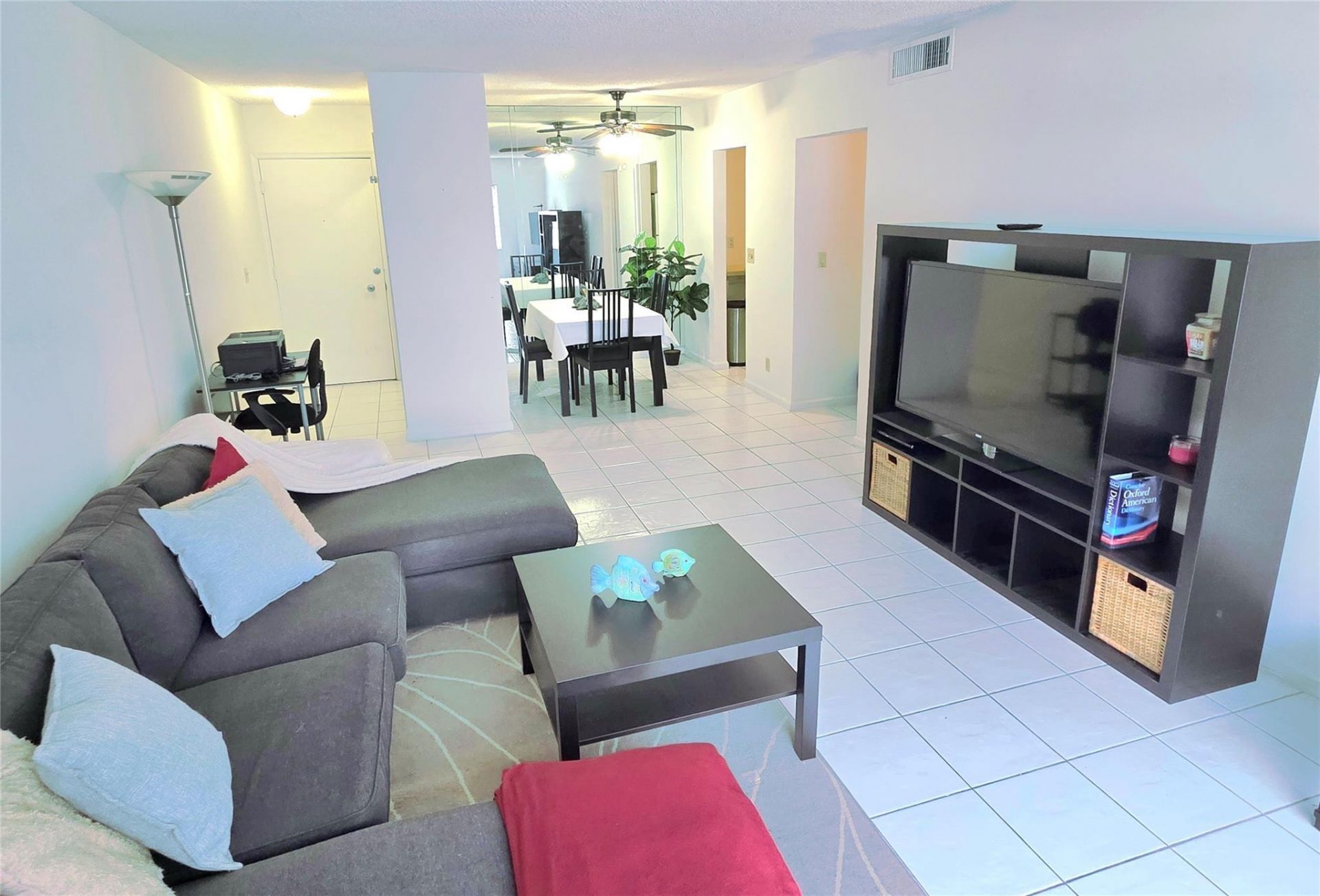 2230 NE 56th Place, Unit 208, Fort Lauderdale, FL 33308 Photo